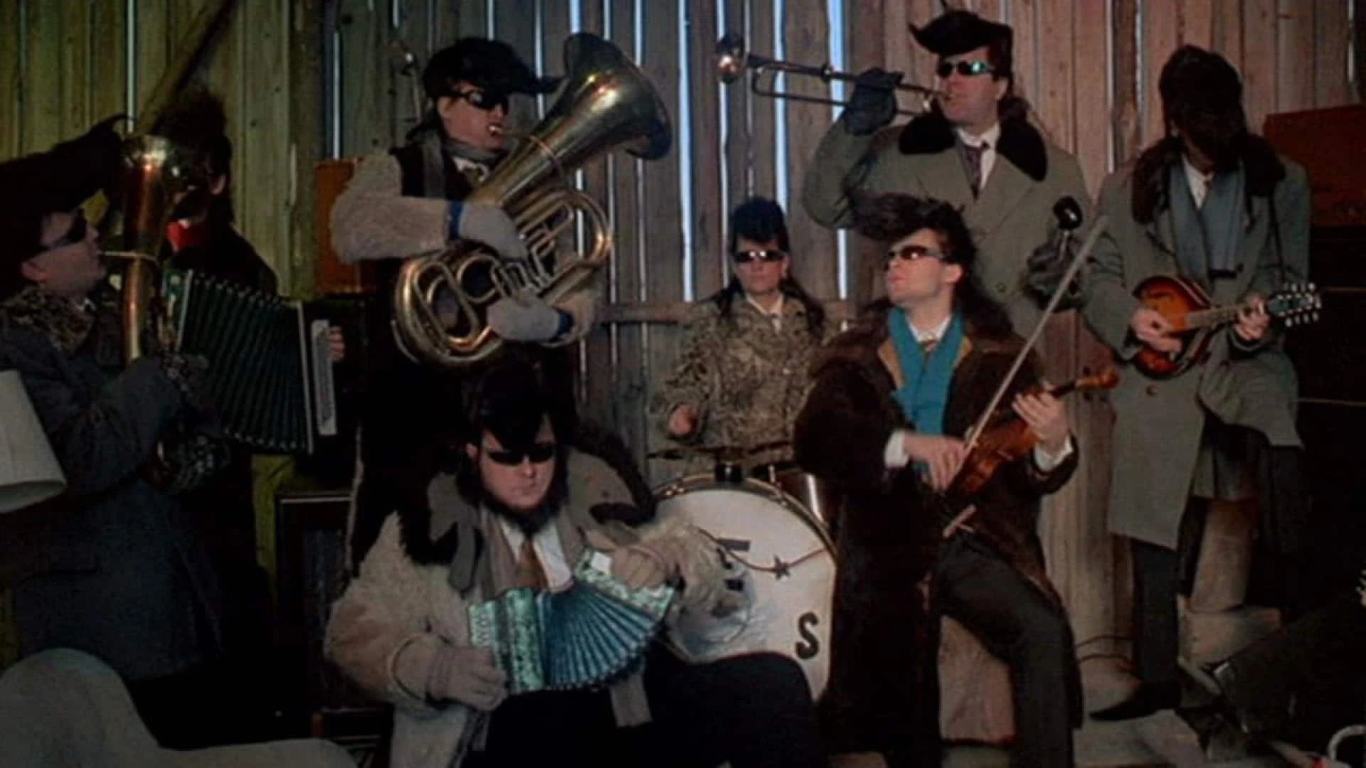 دانلود فیلم Leningrad Cowboys Go America 1989