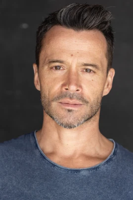 Damian Walshe-Howling