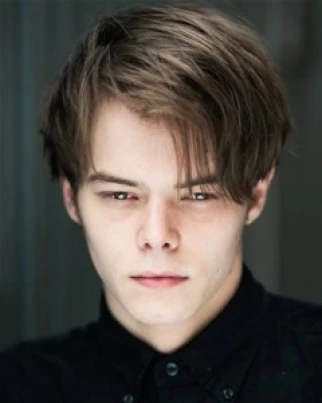 Charlie Heaton