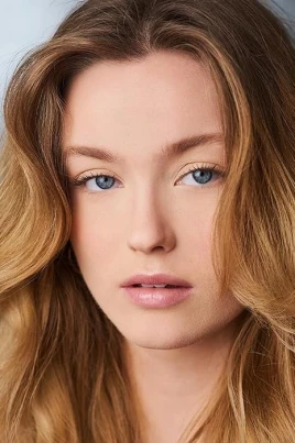 Chloe Rose Robertson