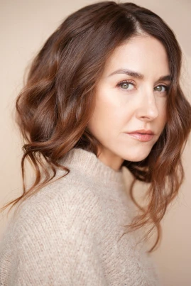 Erin Karpluk